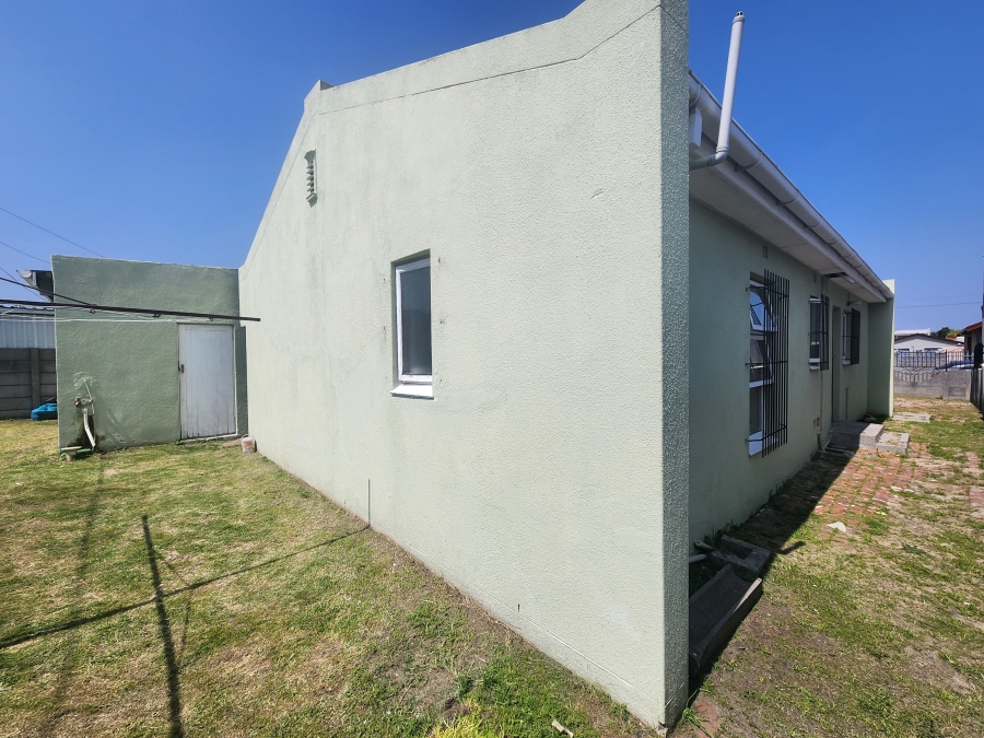 3 Bedroom Property for Sale in Clairewood Western Cape